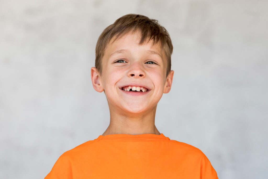 niño sonriendo